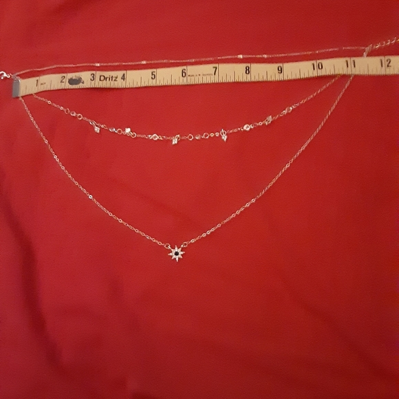 Multilayer gold tone necklace - Picture 4 of 4